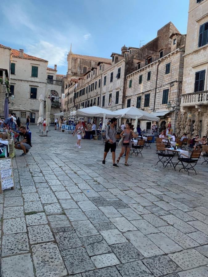 Apartment Svea - Free Parking Dubrovnik Bagian luar foto